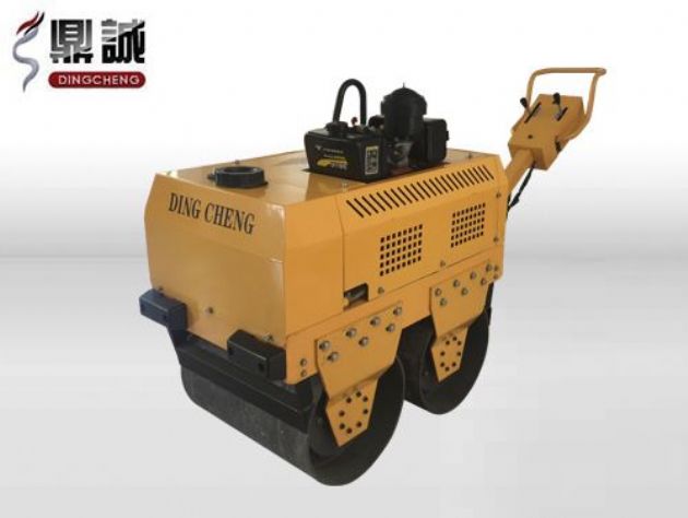點(diǎn)擊查看詳細(xì)信息<br>標(biāo)題：DC-30C高配手扶式壓路機(jī) 閱讀次數(shù)：11822