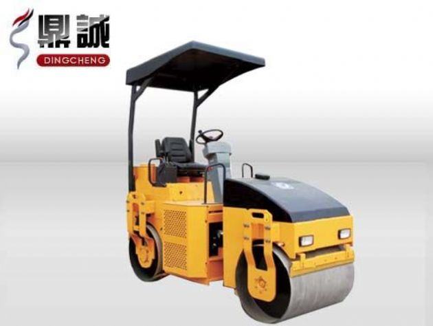 點(diǎn)擊查看詳細(xì)信息<br>標(biāo)題：3噸全液壓雙鋼輪壓路機(jī) 閱讀次數(shù)：12520